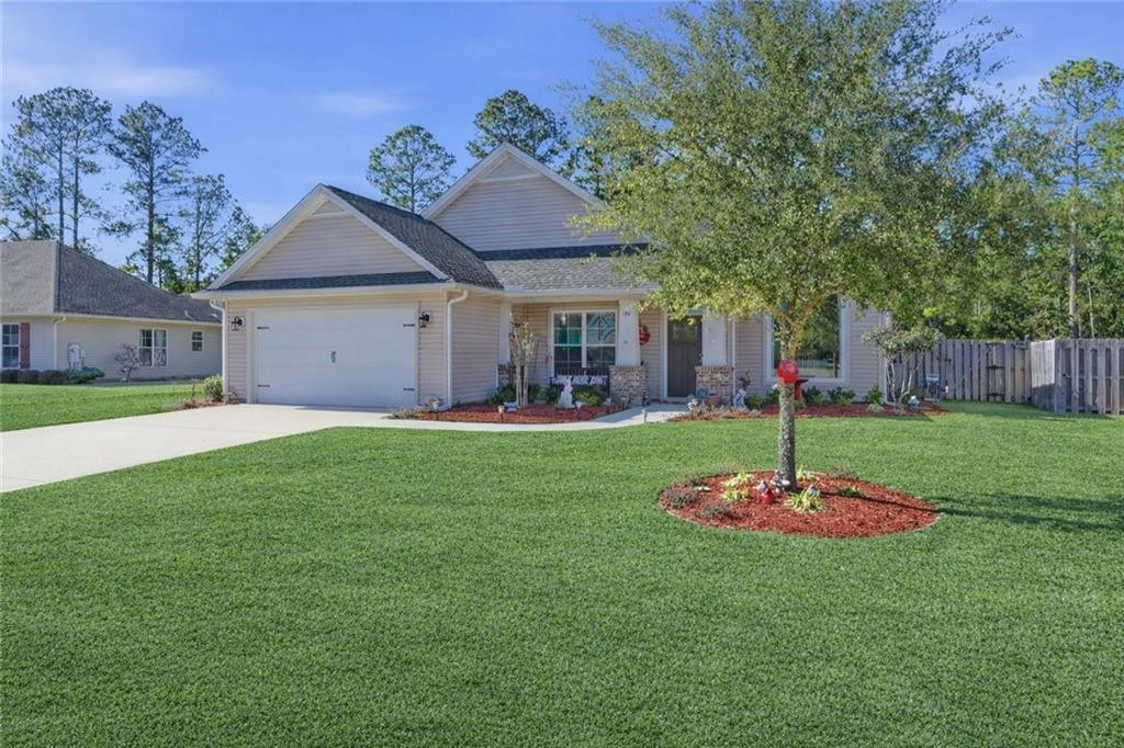 180 Sweetwater Blvd
