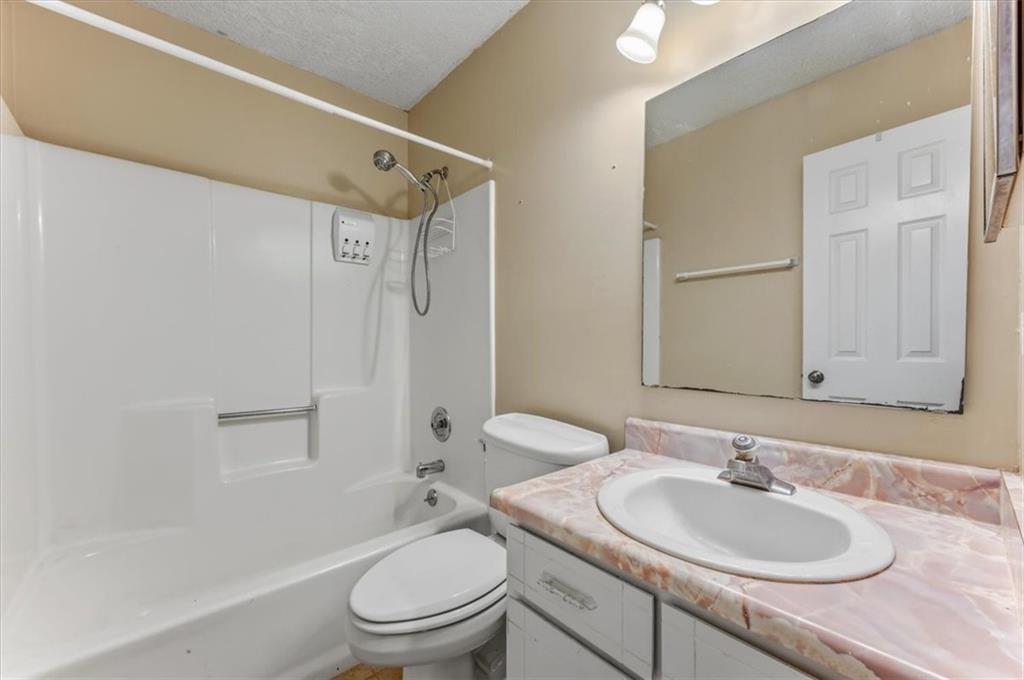 122 Chatford Drive