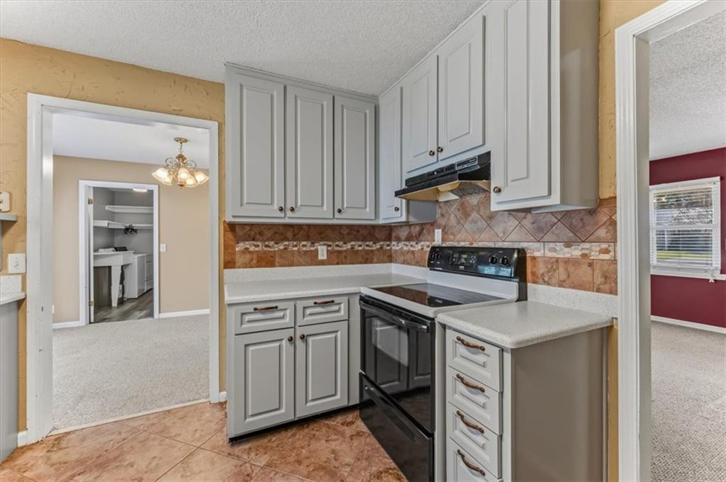 122 Chatford Drive
