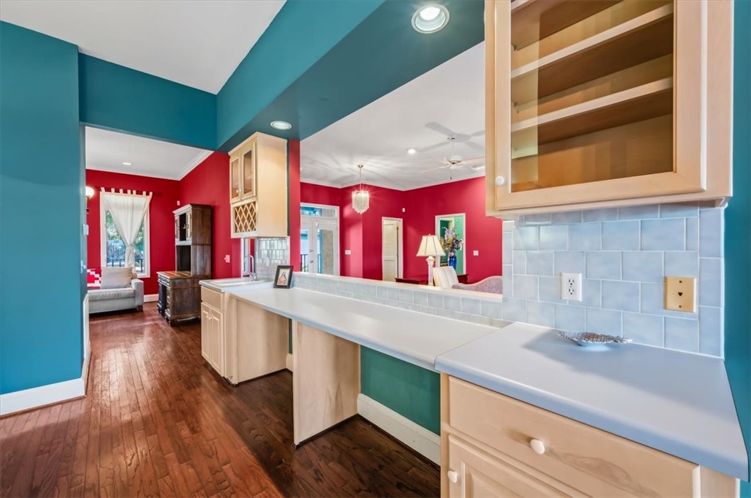 2713 Julienton Drive NE