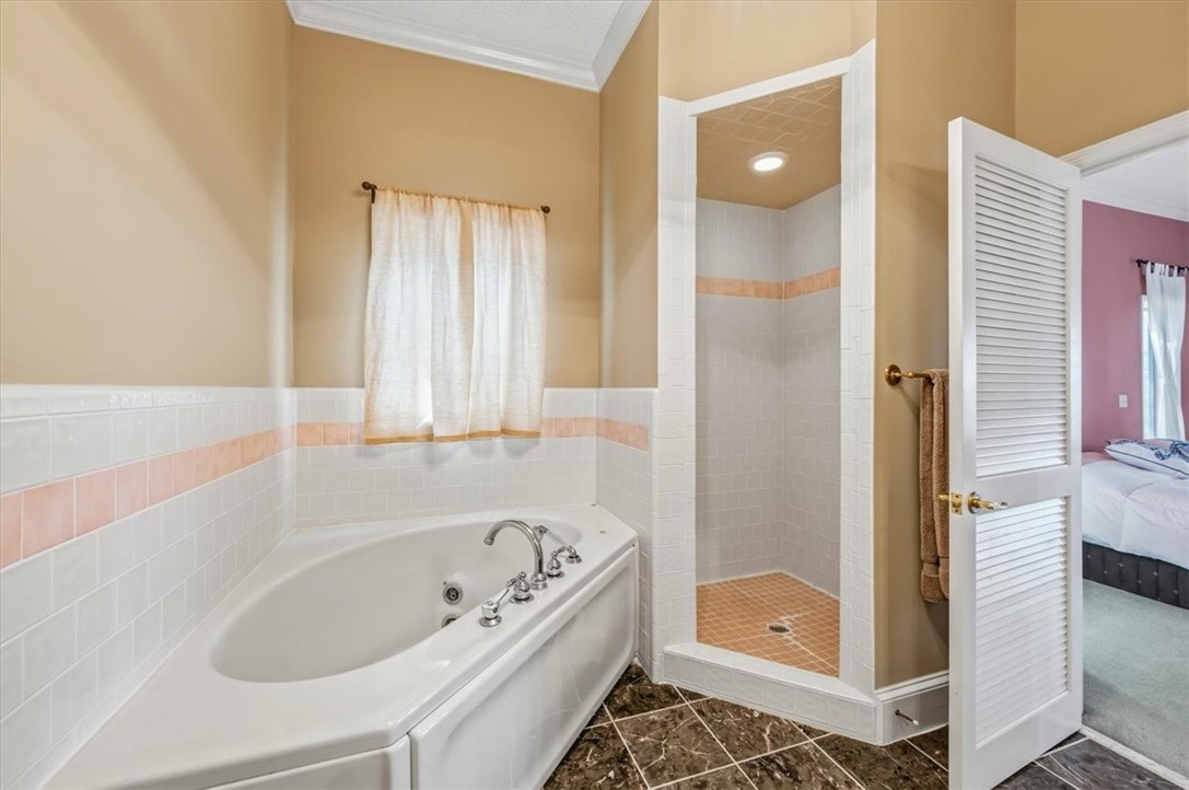 2713 Julienton Drive NE