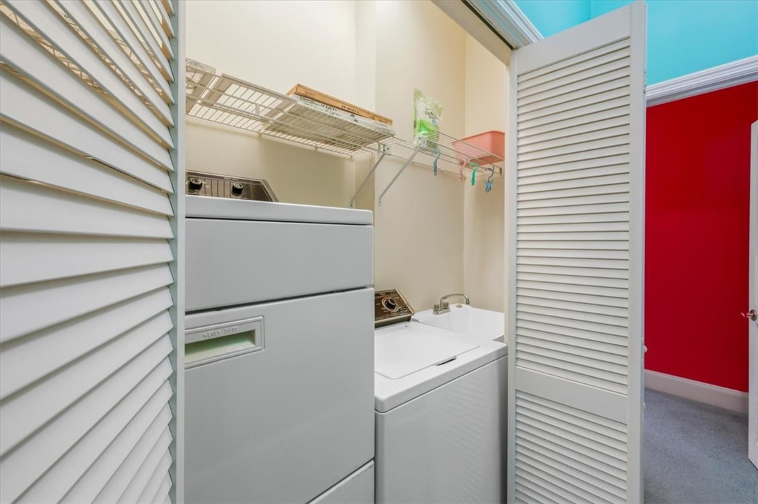 2713 Julienton Drive NE