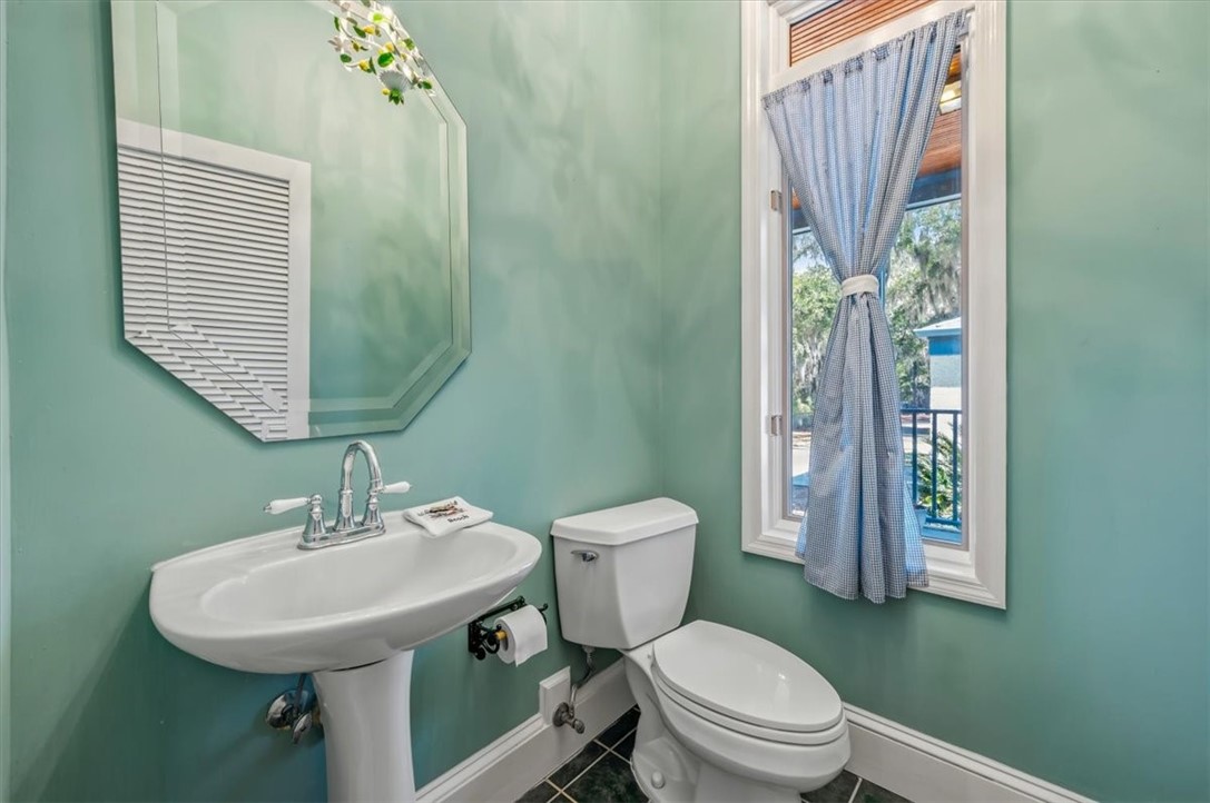 2713 Julienton Drive NE