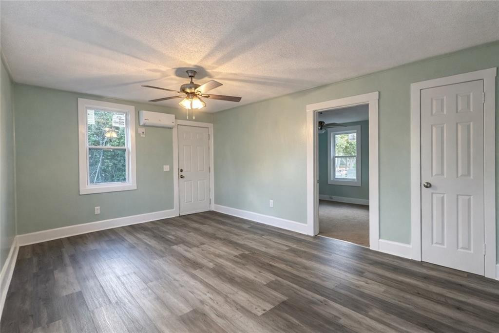 241 S Elm Lane
