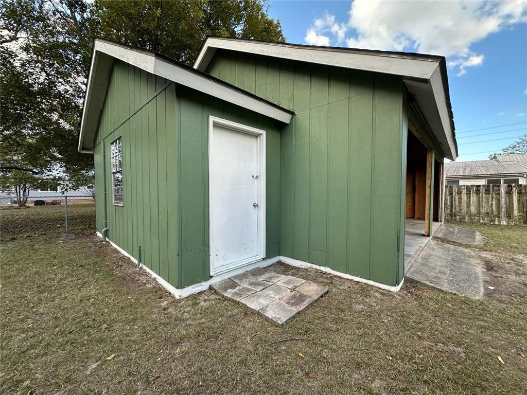 241 S Elm Lane