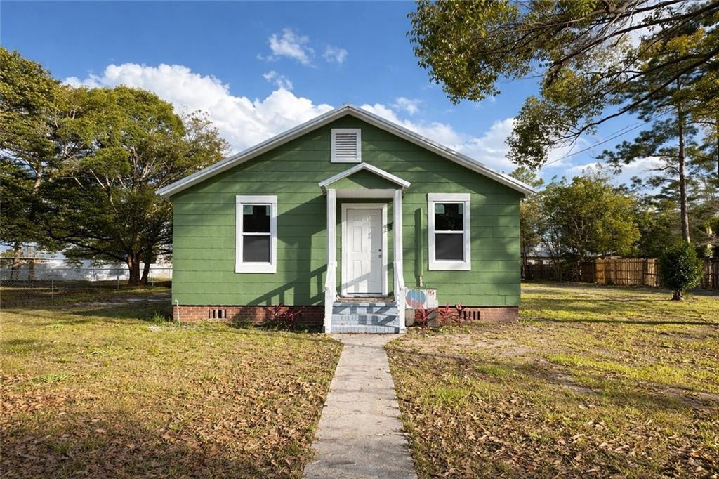 241 S Elm Lane