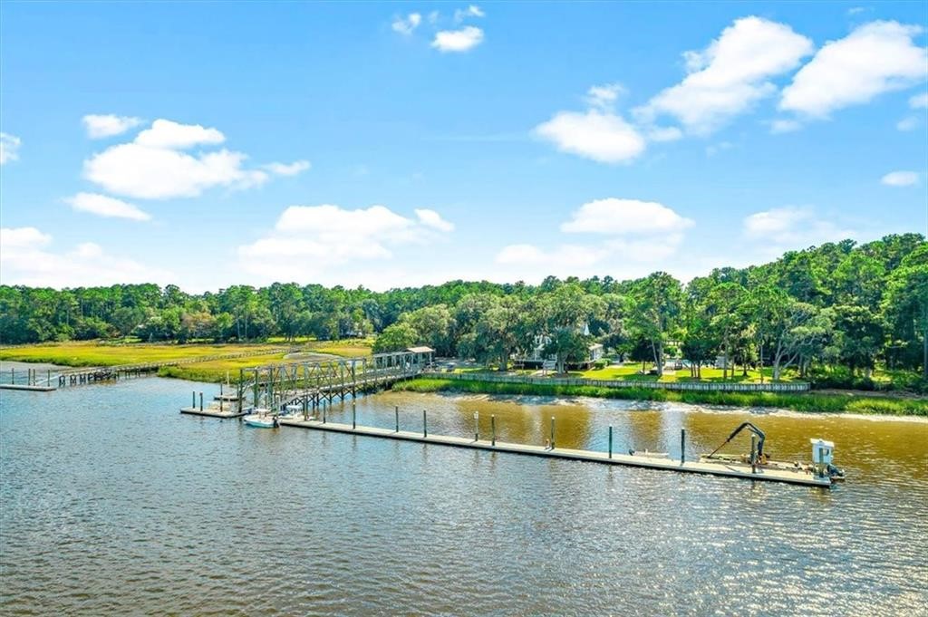 1121 Fair Hope Drive NE