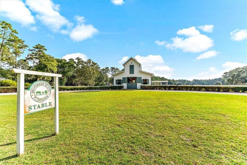 1121 Fair Hope Drive NE