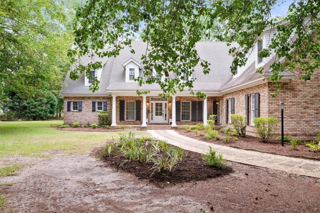 1121 Fair Hope Drive NE