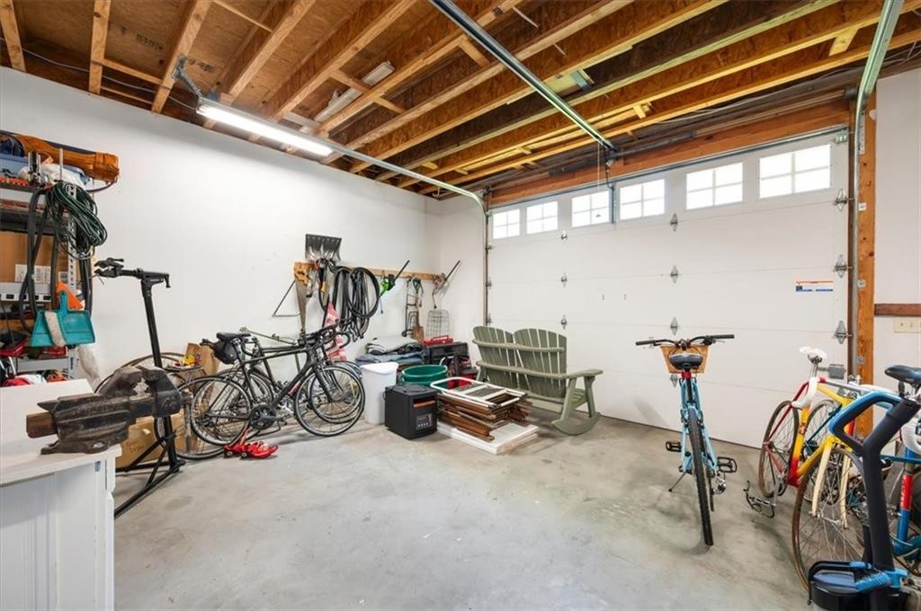 1121 Fair Hope Drive NE