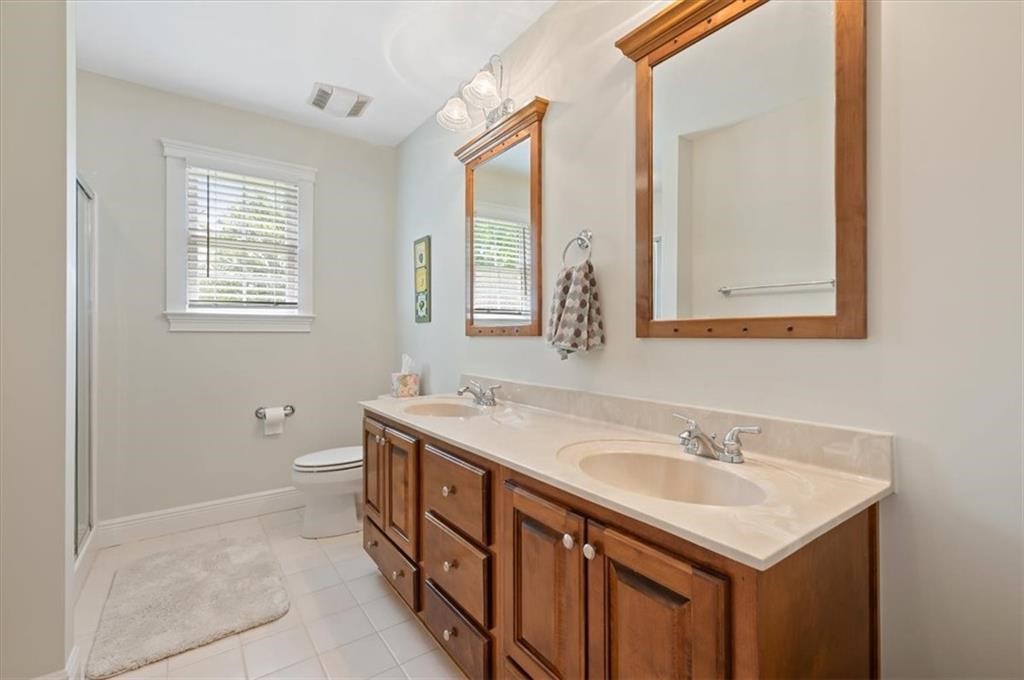 1121 Fair Hope Drive NE