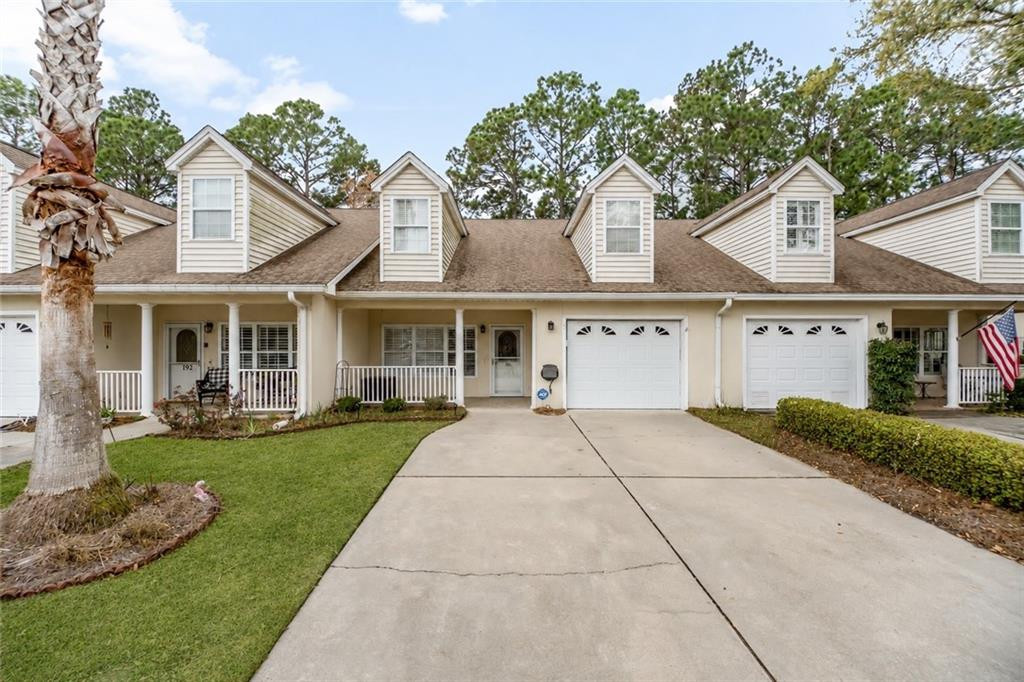 190 Peppertree Crossing Ave