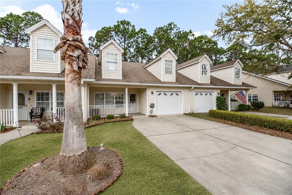 190 Peppertree Crossing Ave