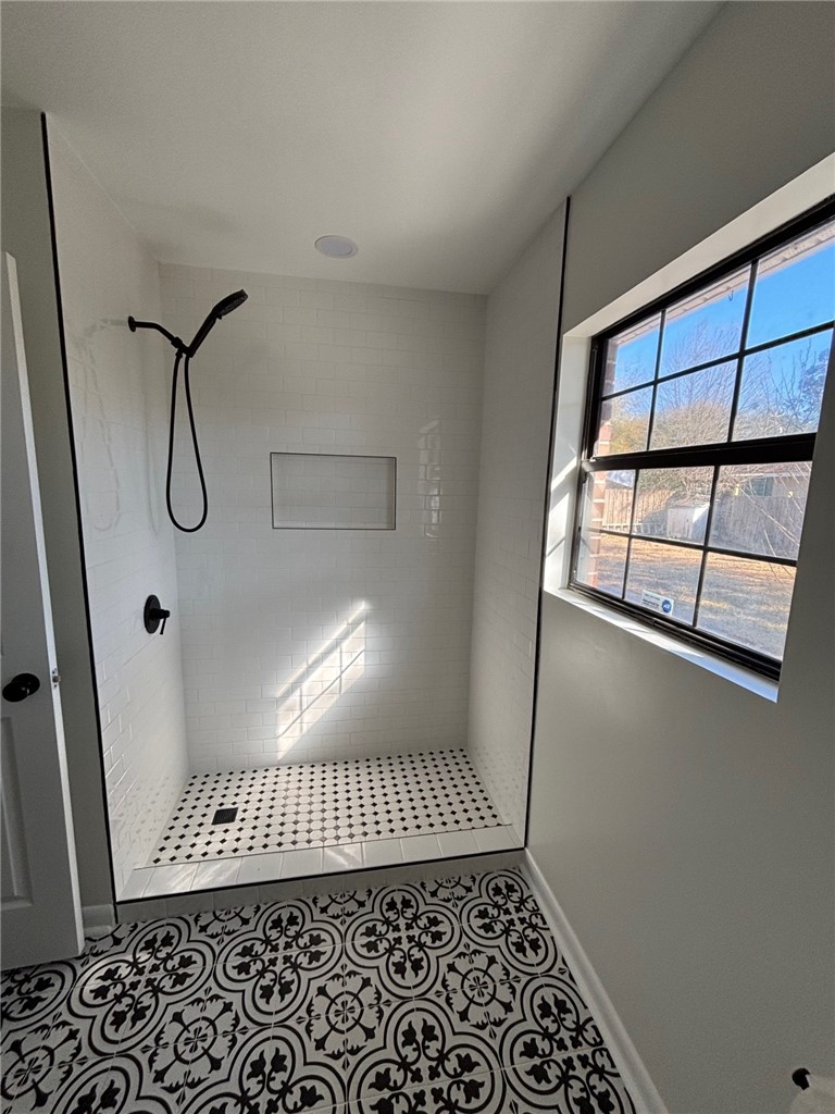 2706 Canary Drive