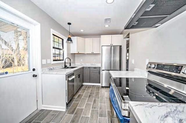 2706 Canary Drive
