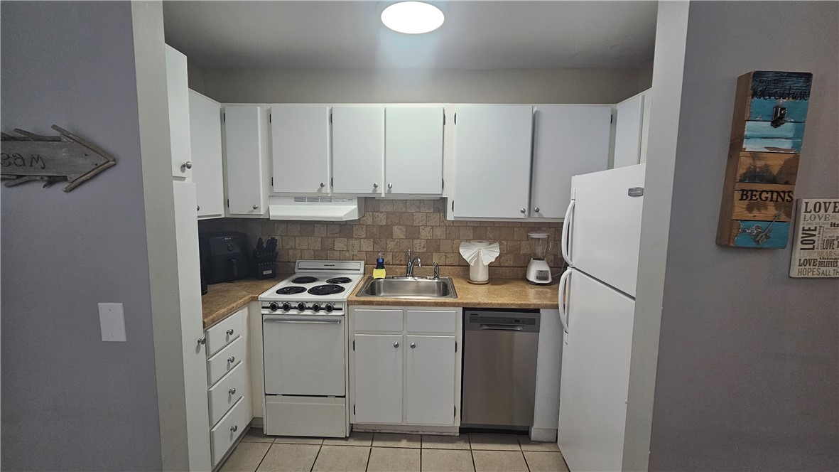 1500 Demere Drive B3