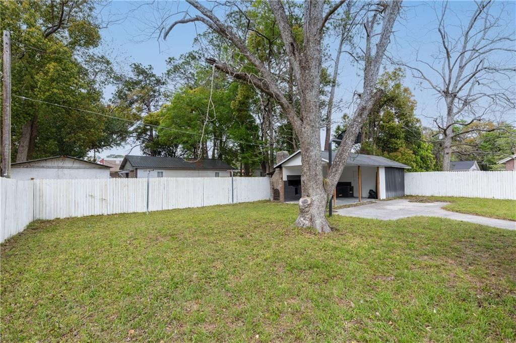 619 Oakwood Ave