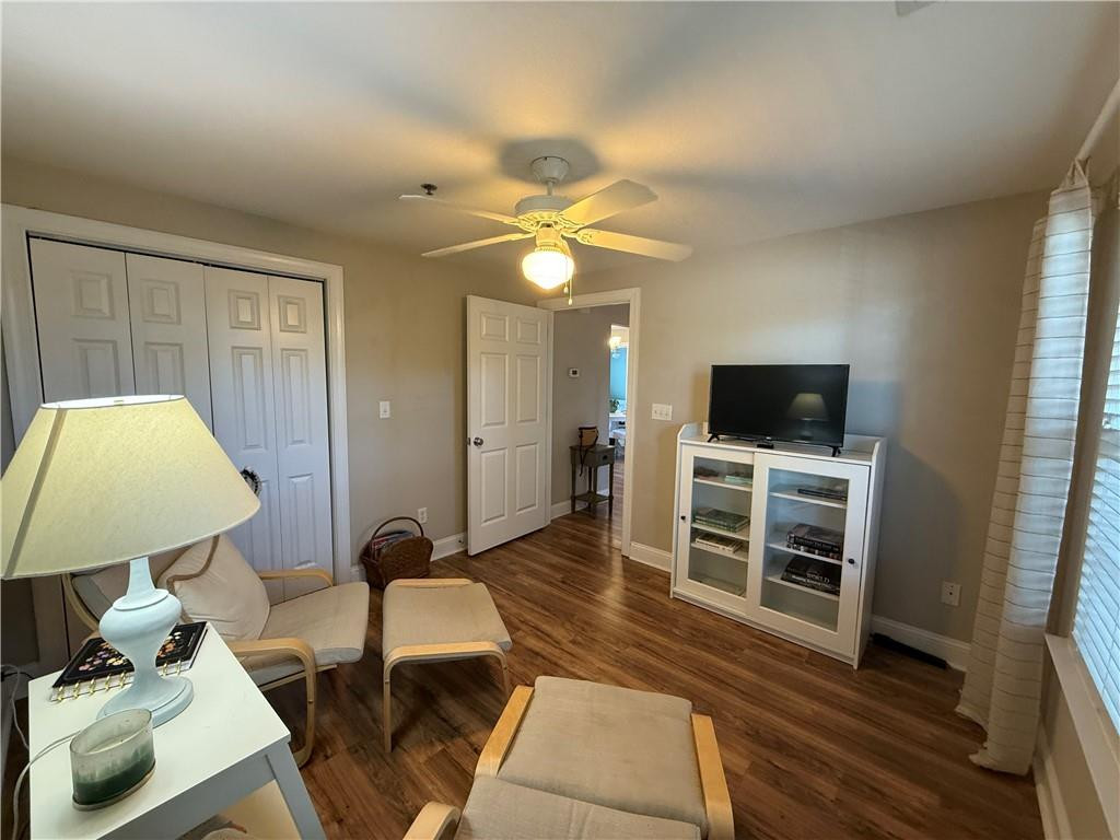91 Screven Street B103
