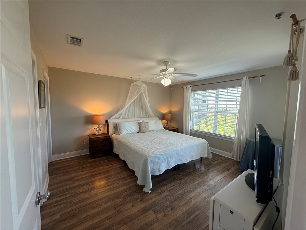 91 Screven Street B103