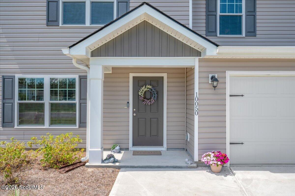 10050 Woodland Cove