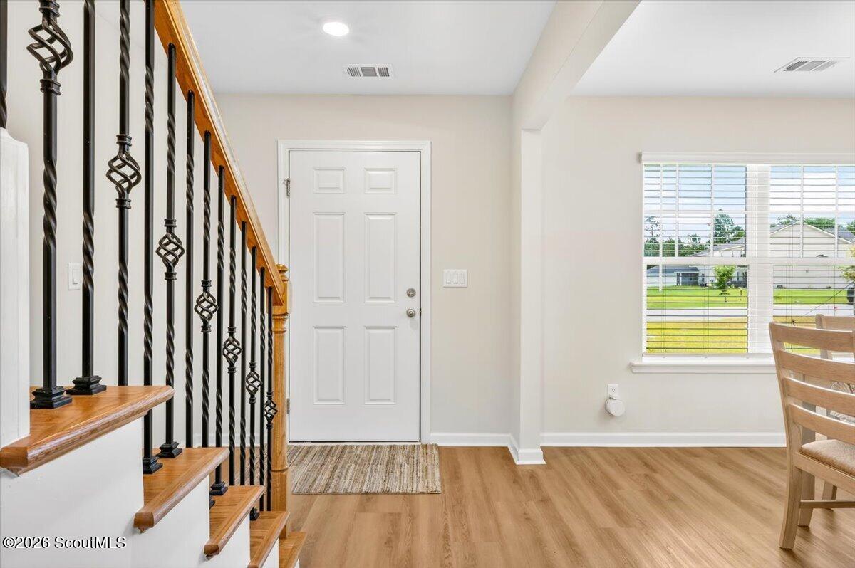 10050 Woodland Cove