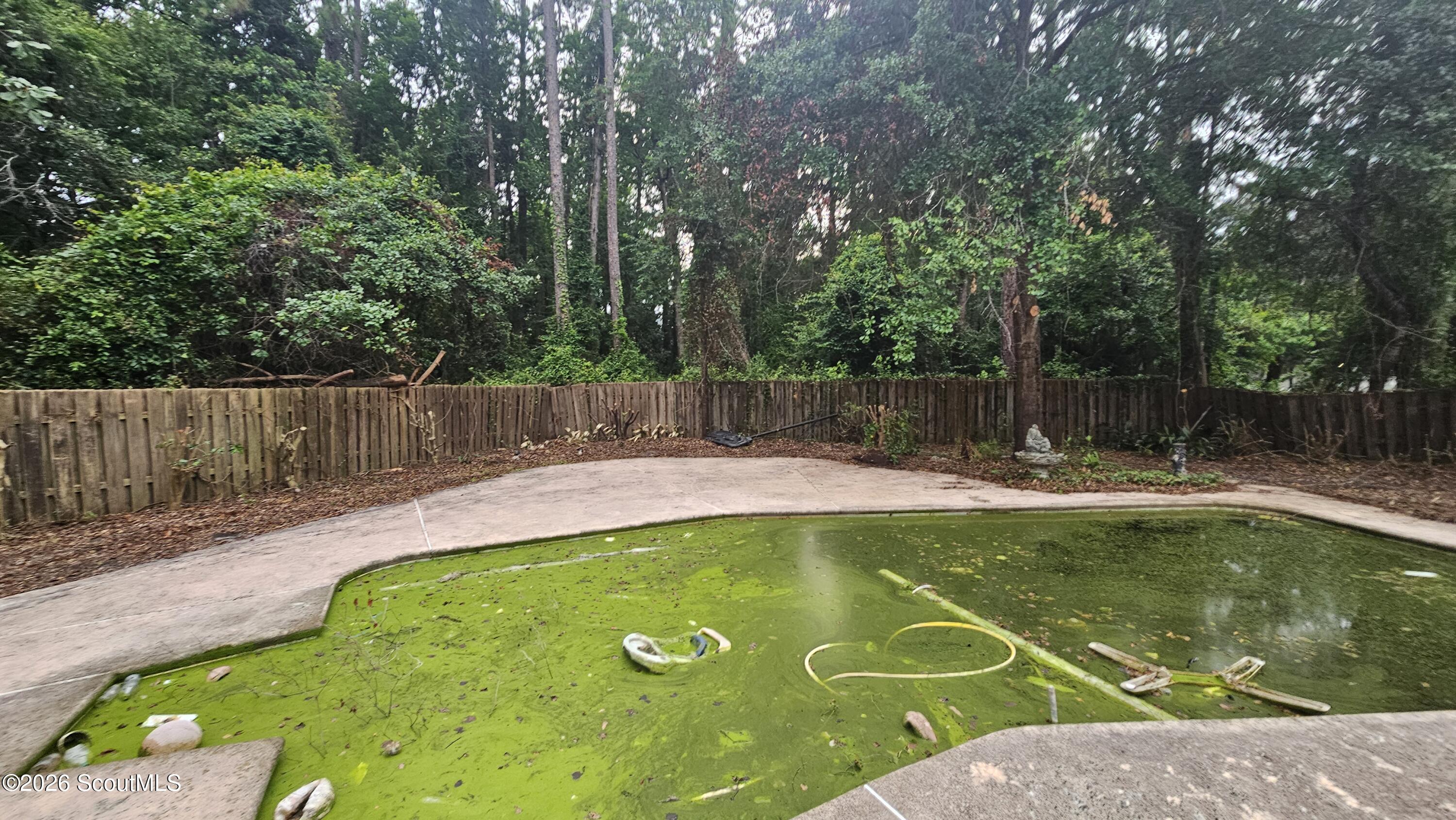 77 Hornet Drive
