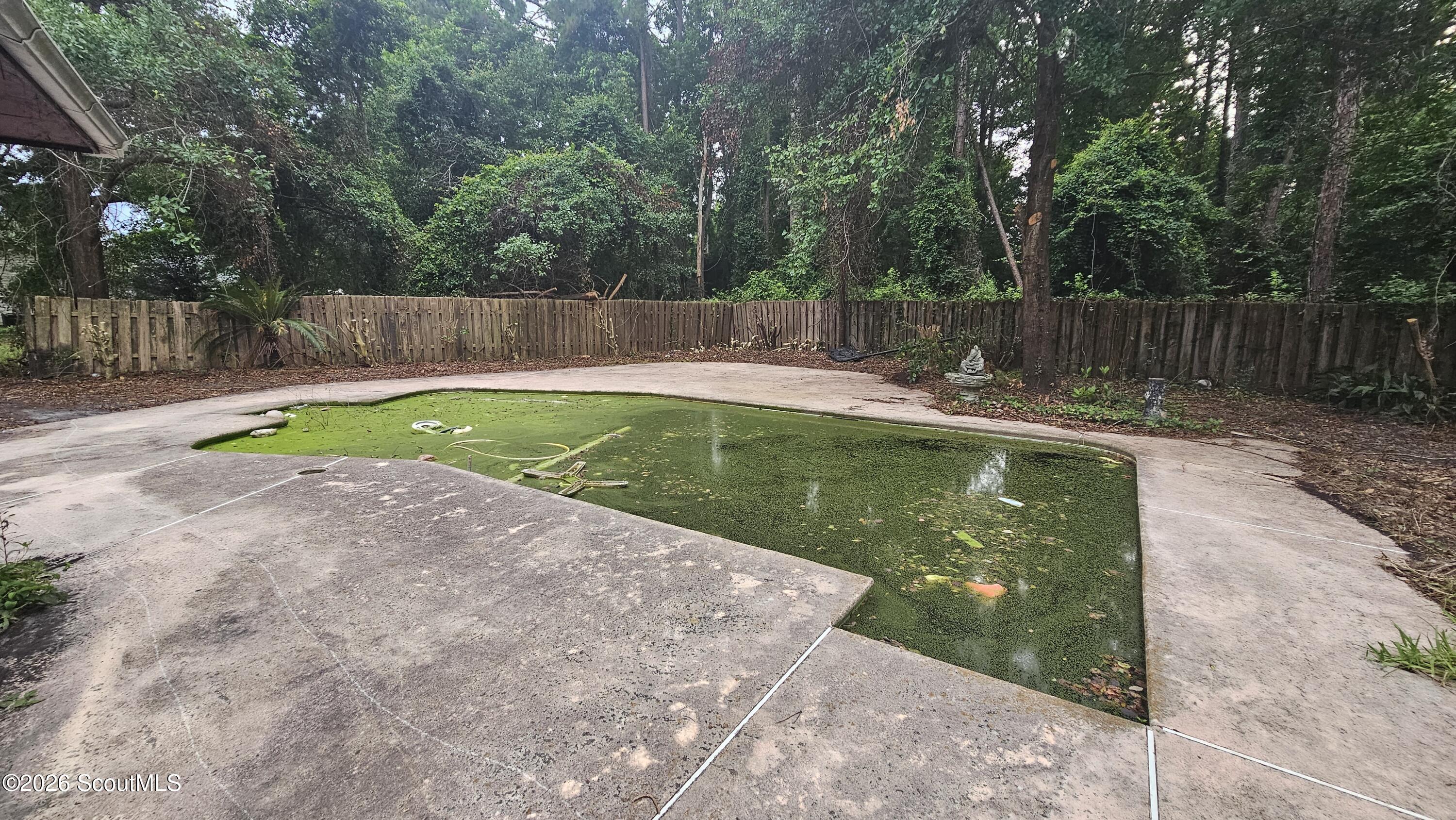 77 Hornet Drive