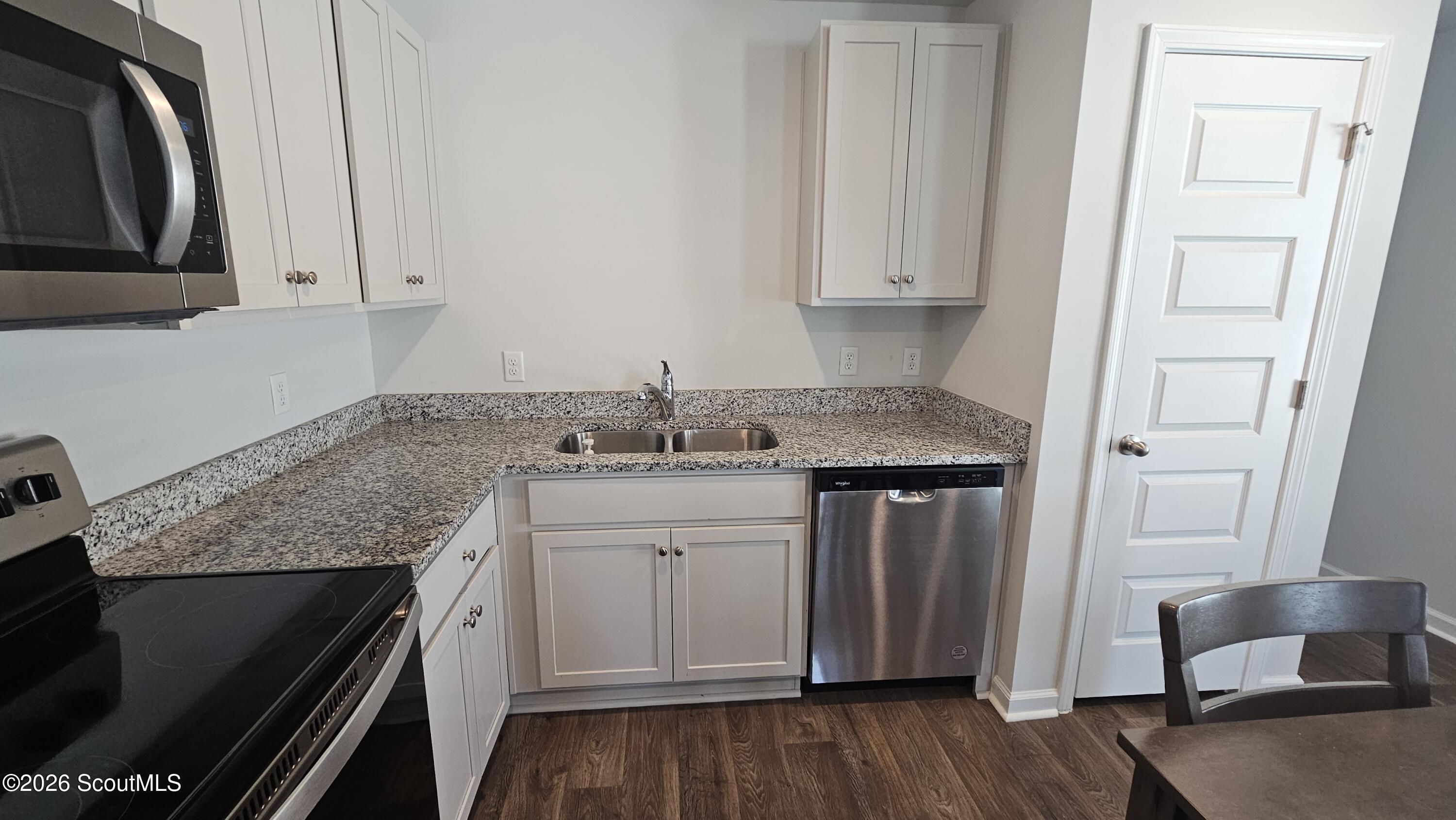 507 Autumns Wood Circle W