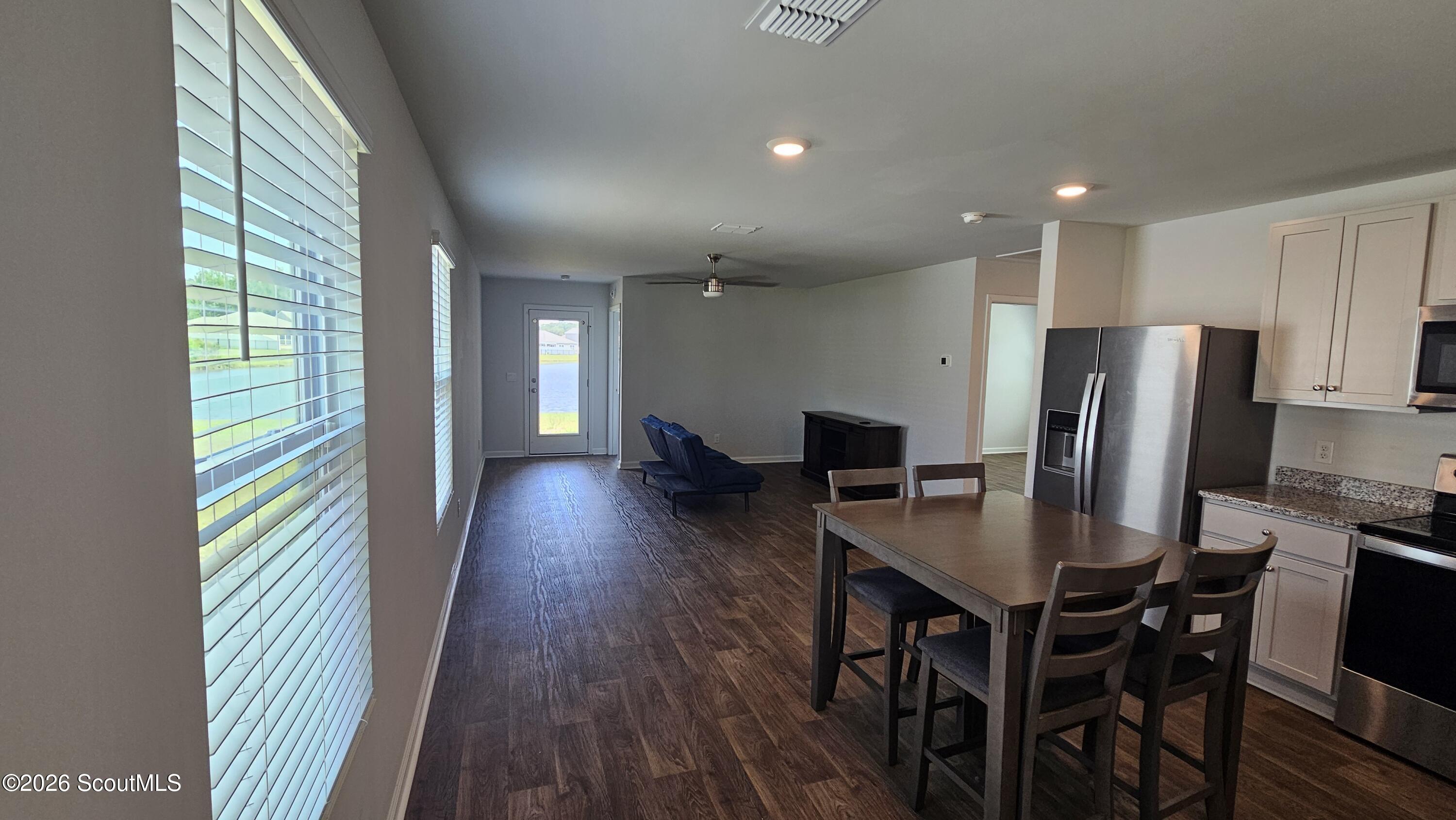 507 Autumns Wood Circle W