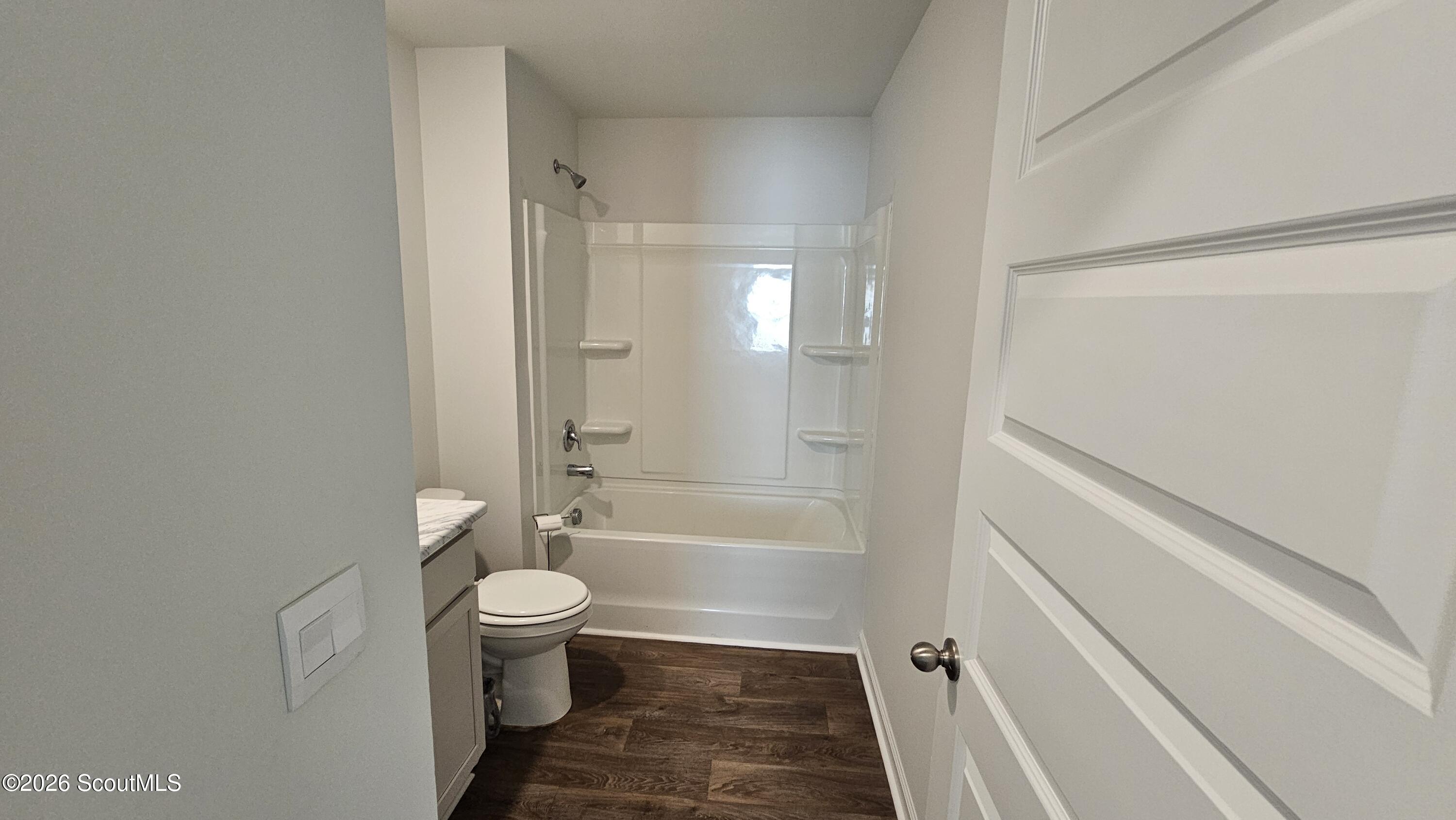 507 Autumns Wood Circle W