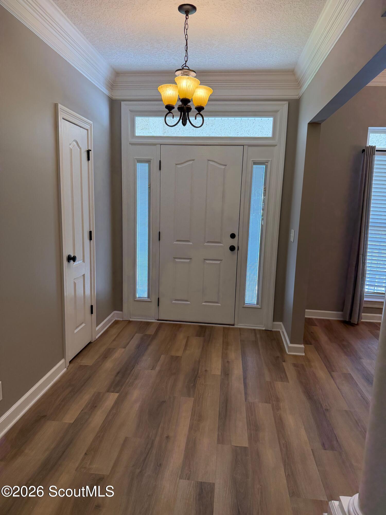 212 Autumn Ridge Court
