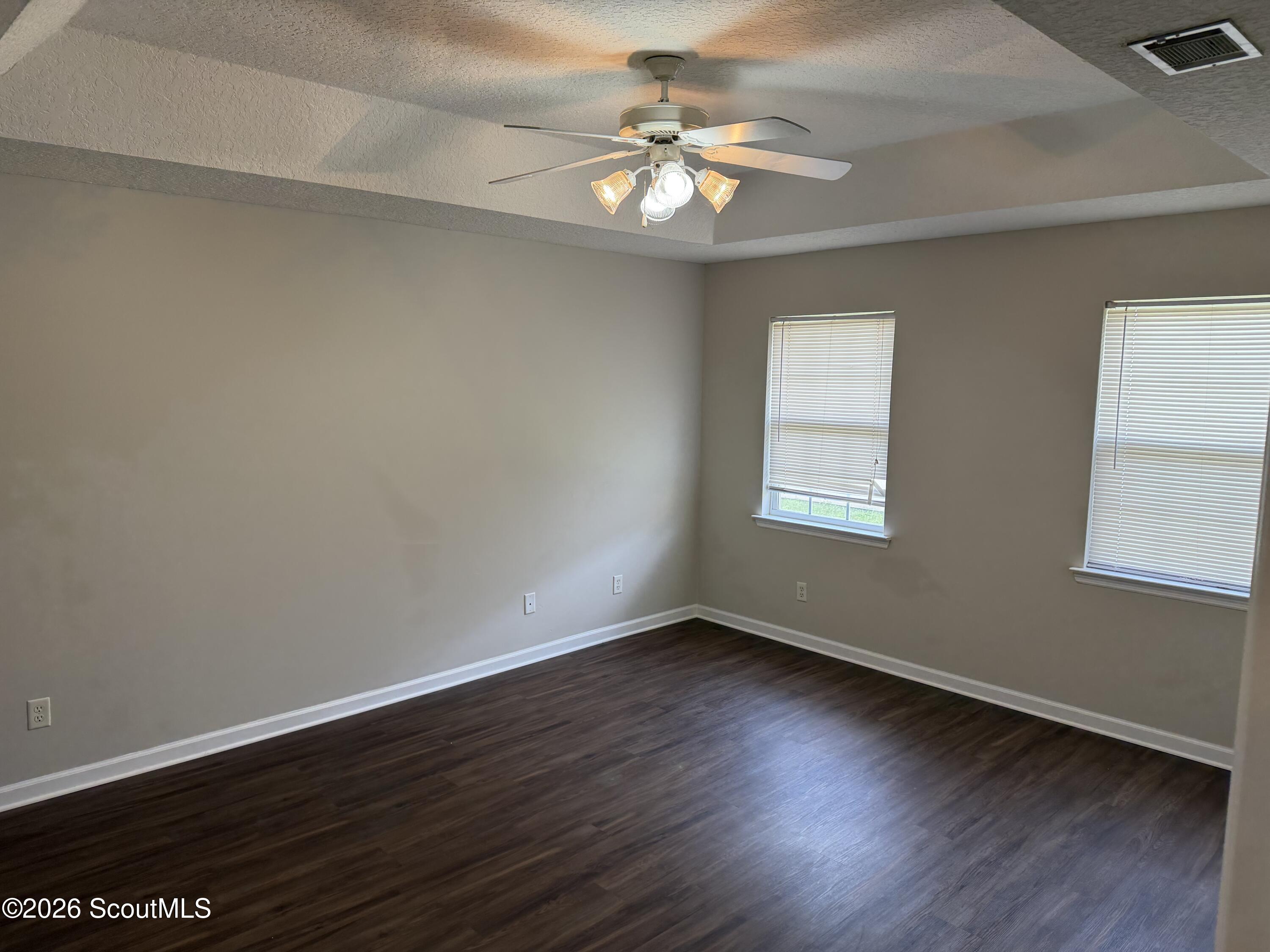 302 Windridge Drive
