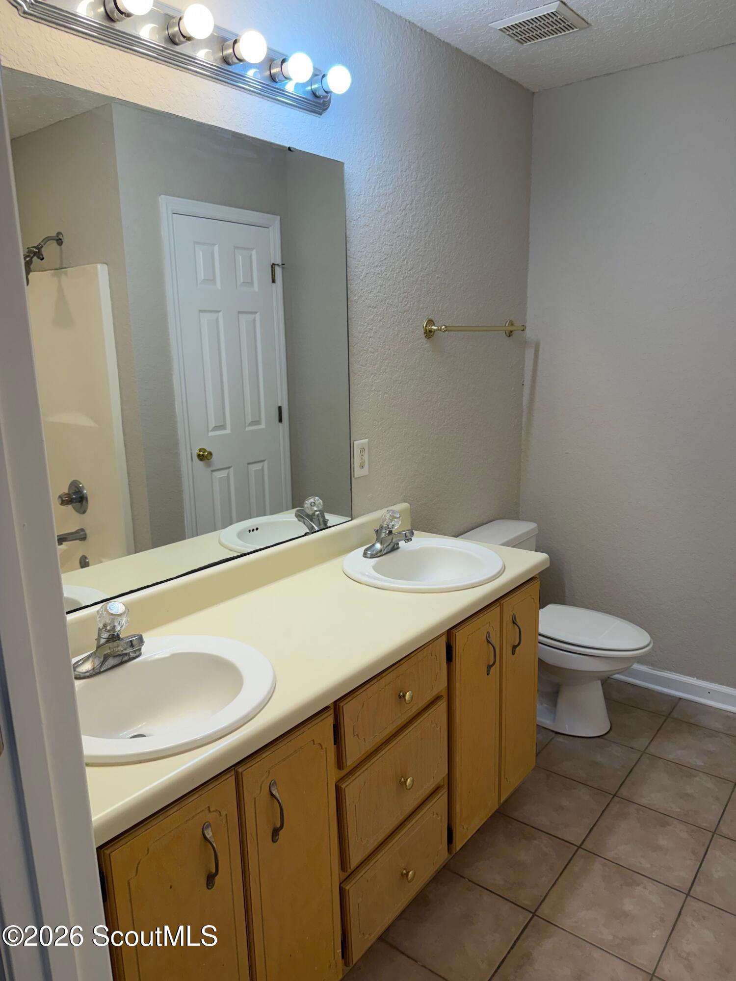 302 Windridge Drive