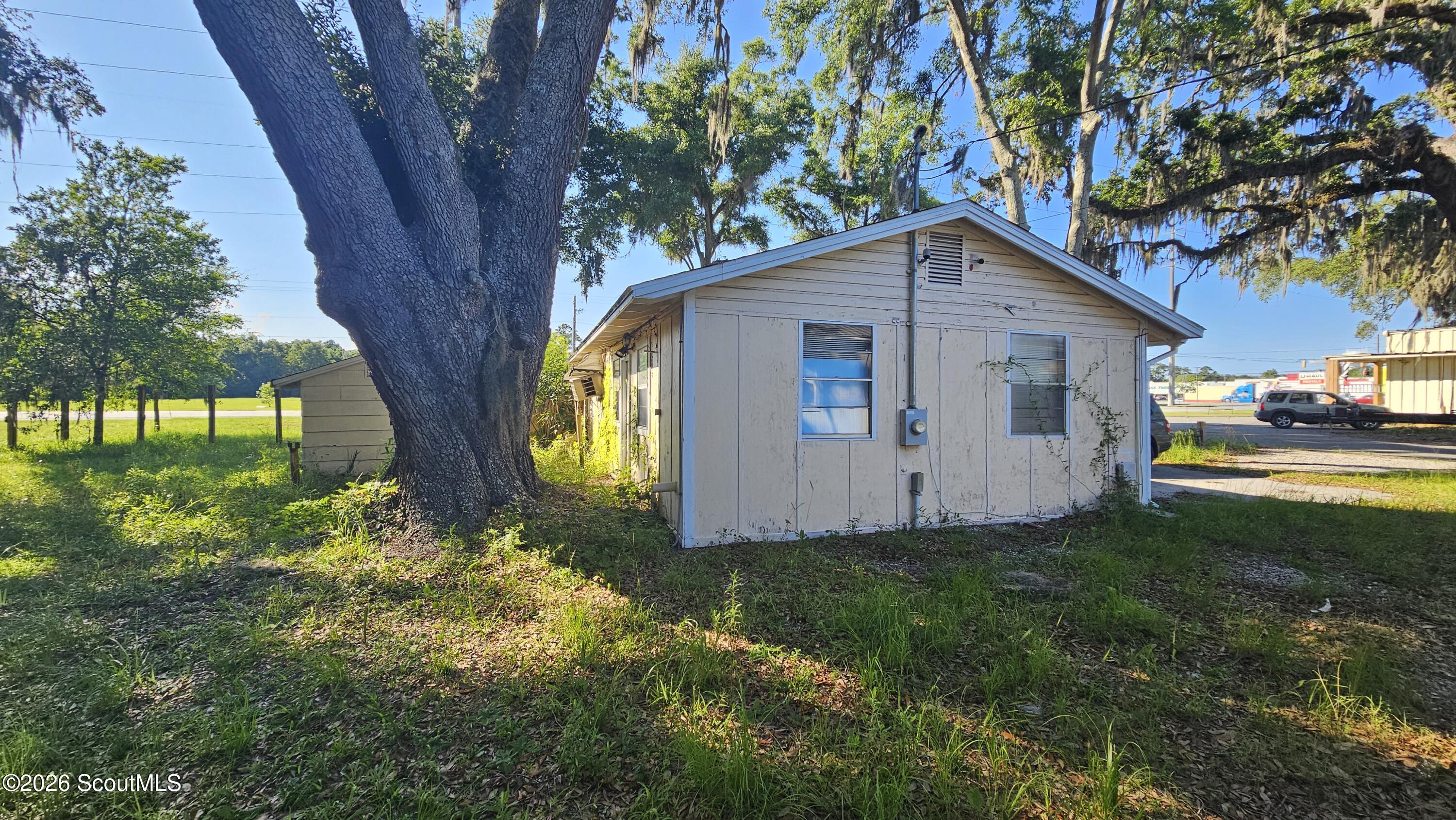 201 Lucian Street