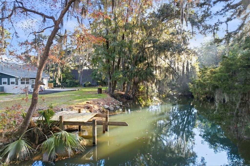 230 Yacht Road