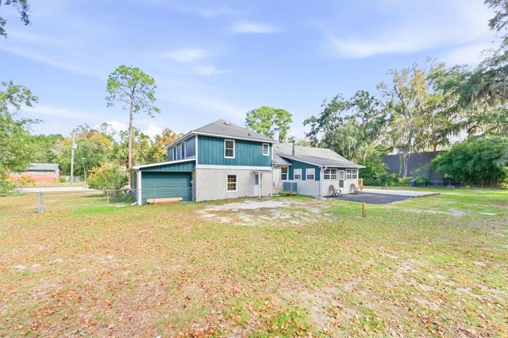 230 Yacht Road