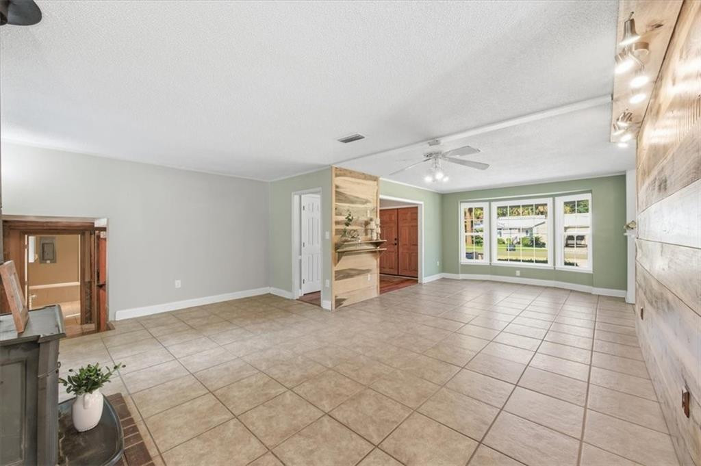 230 Yacht Road