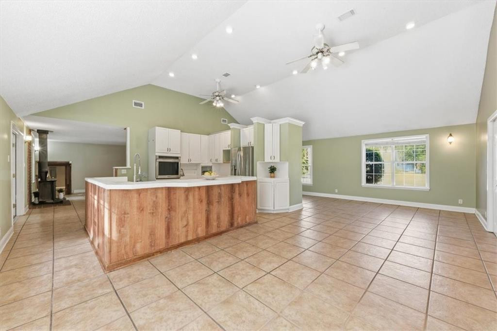 230 Yacht Road