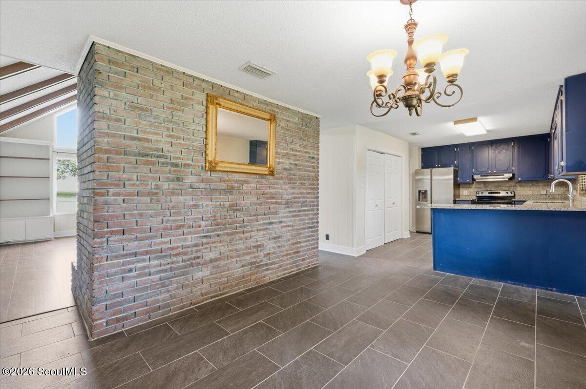 97 Burgess Circle