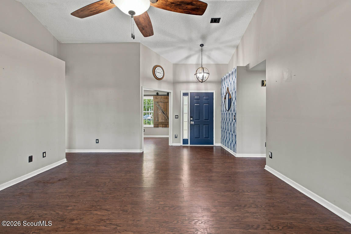 22 Shell Pointe Court