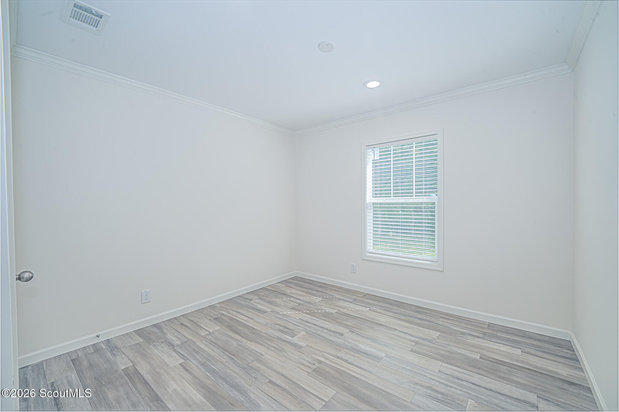 6118 Leslie Drive