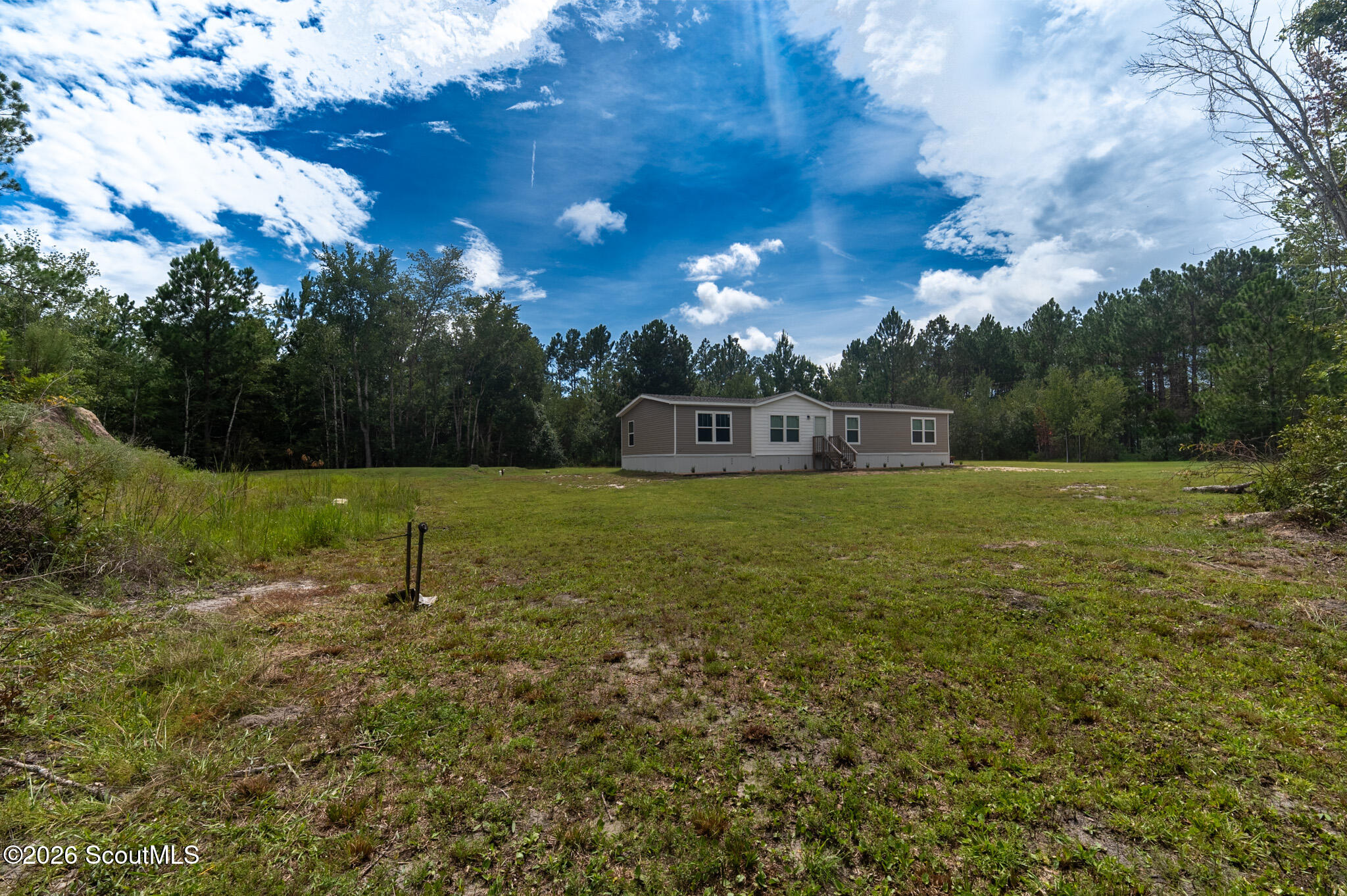 6118 Leslie Drive
