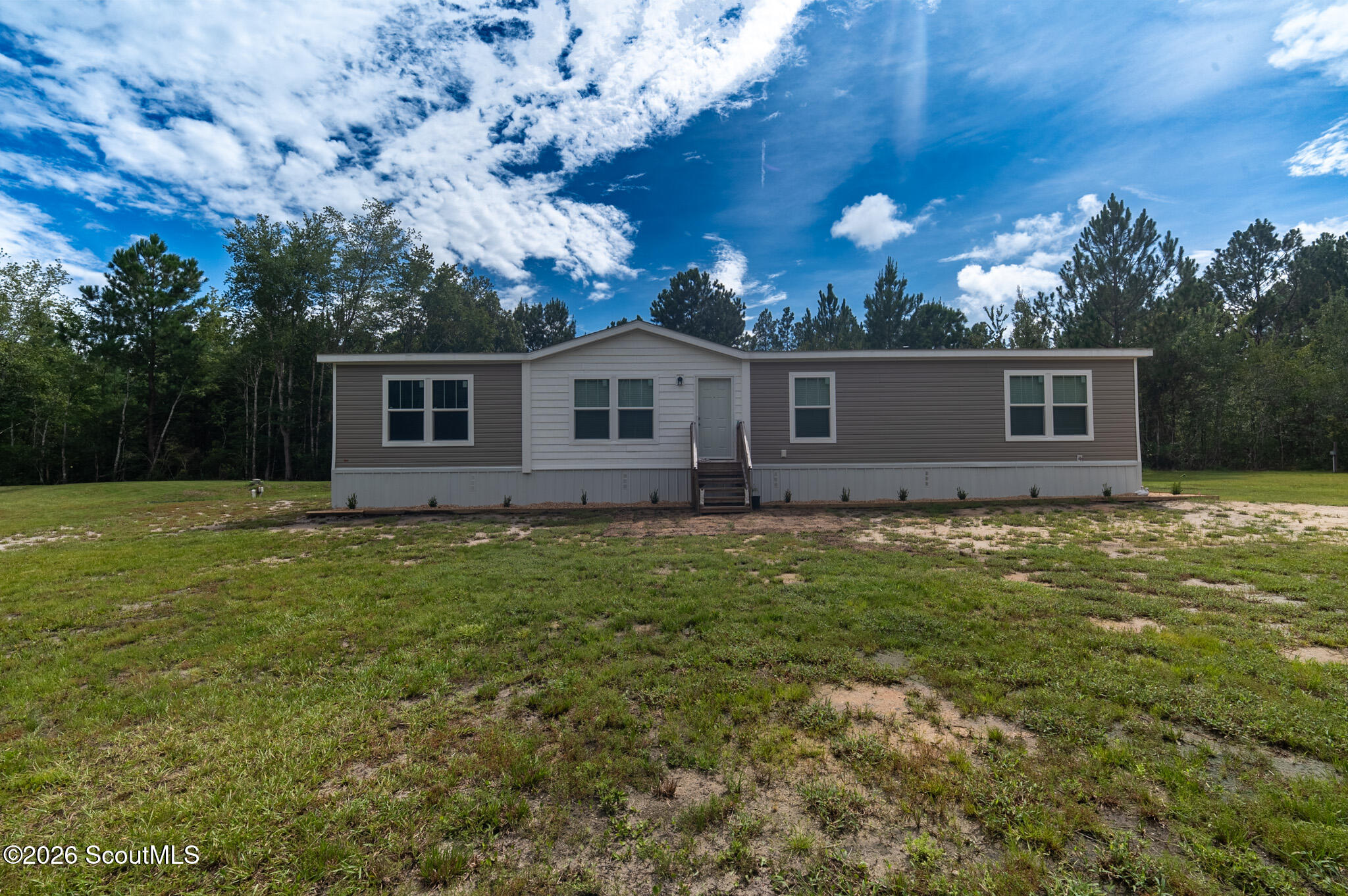 6118 Leslie Drive
