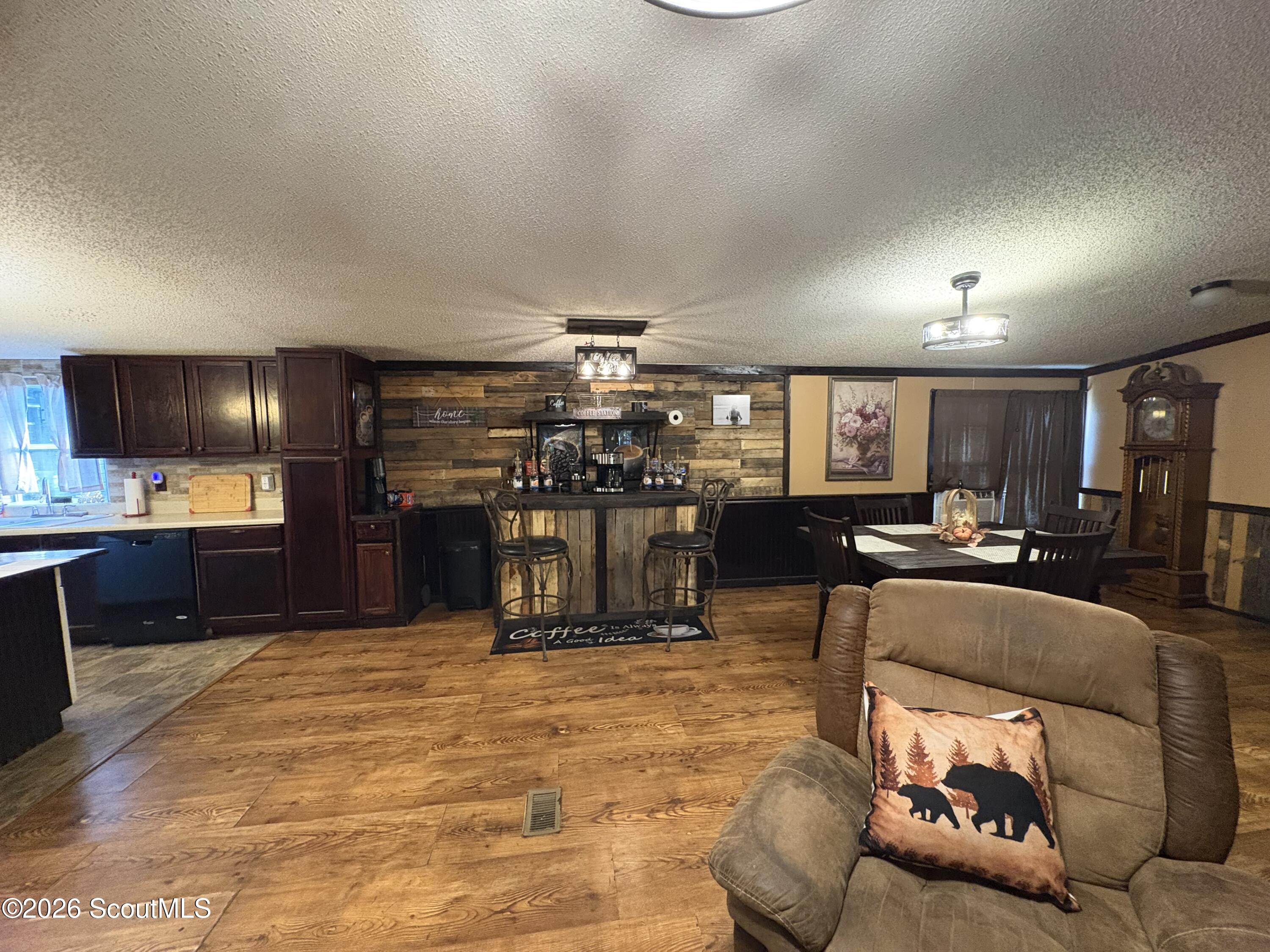 5641 Fleetwood Lane