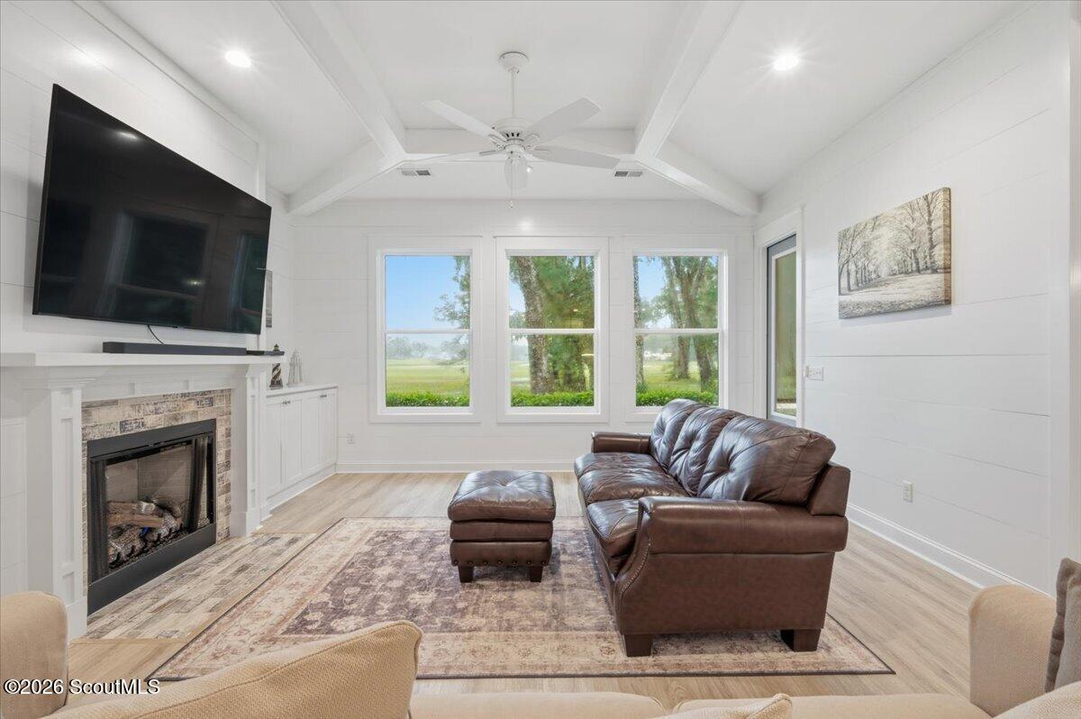1487 Sanctuary Wynd