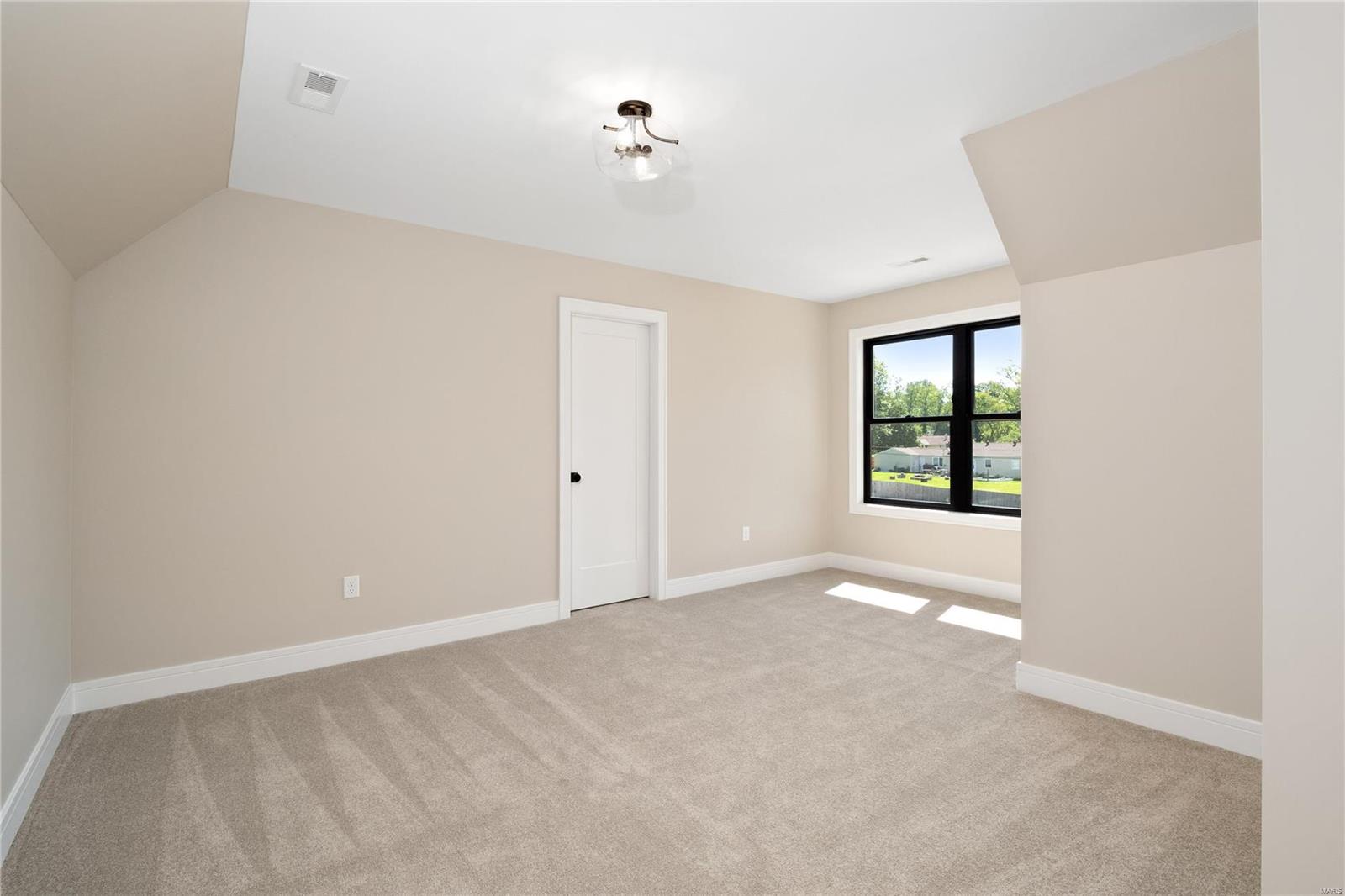 268 Essen Court Unit: TBB