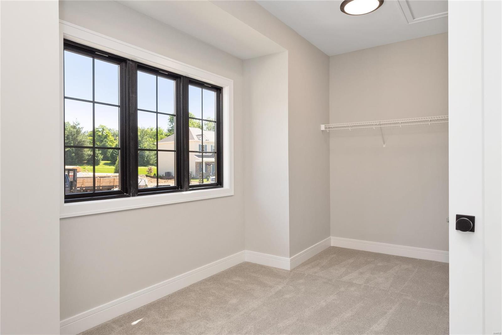 268 Essen Court Unit: TBB