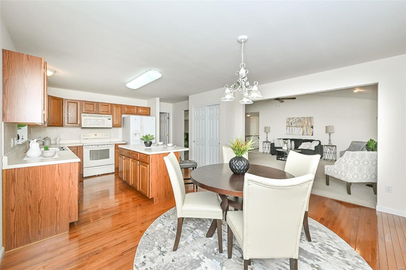 633 Castle Ridge Drive