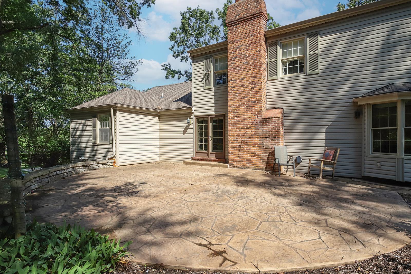 5 Broadview Farm Road