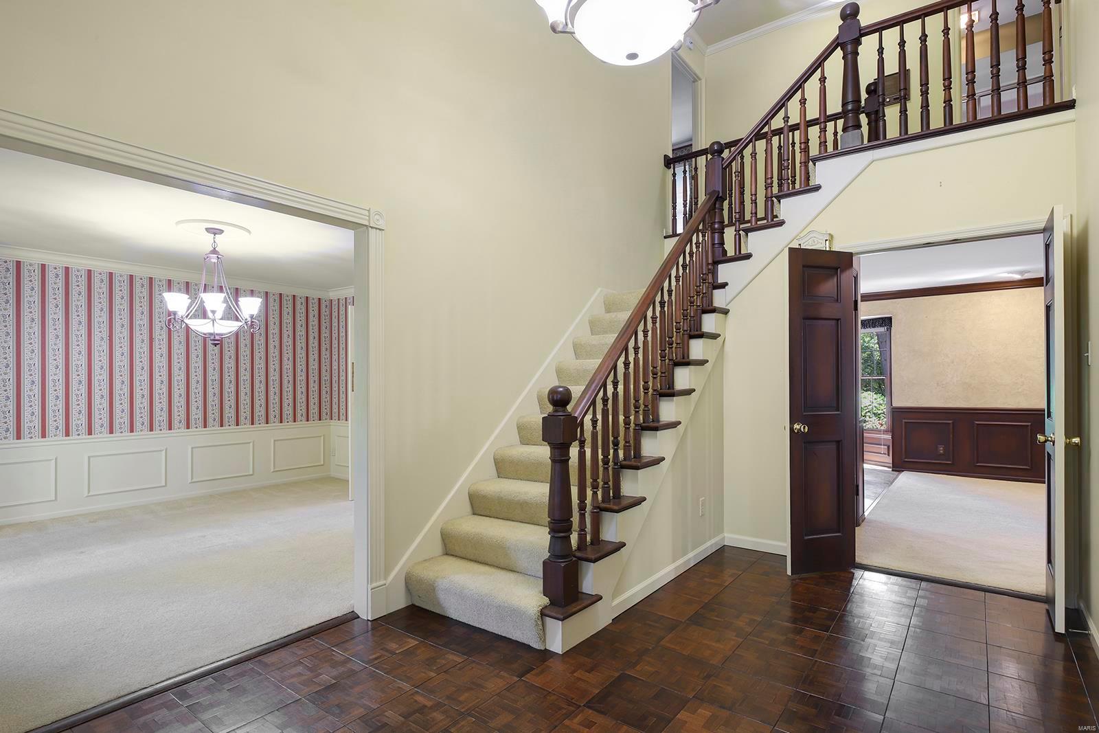 5 Broadview Farm Road